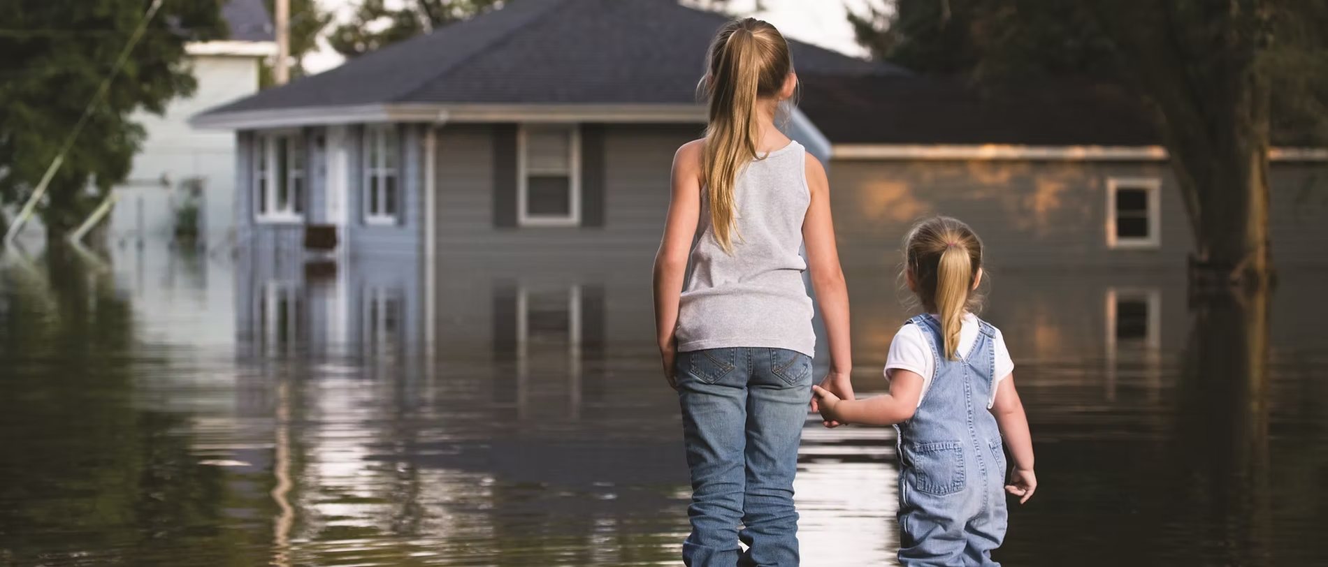 Flood water surrounding a Tampa area home after a storm